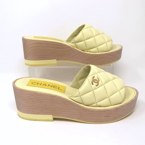 Chanel 38 Interlocking CC Logo Wood Sandal Mule Quilted Yellow Leather - Picture 10 of 15